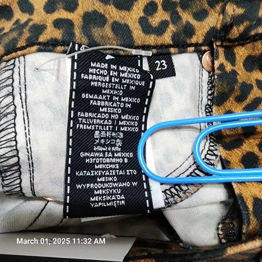 7 For All Mankind Sz 23 Vegan Leather Leopard Print Slim Fit Kick Flare Jeans - Picture 6 of 13